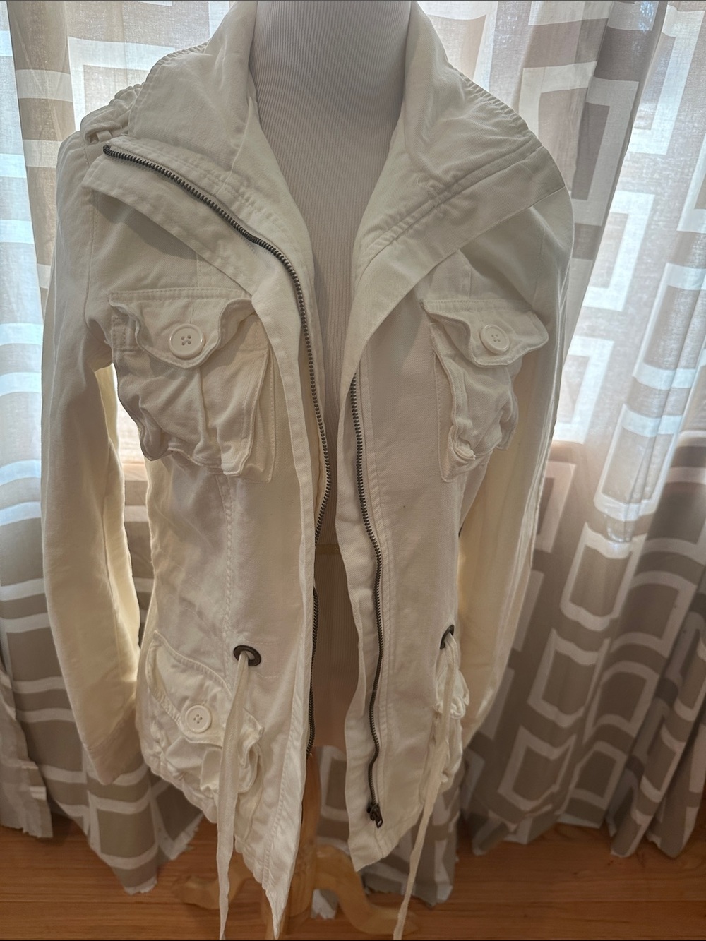 NWT Roots White Utility Jacket - Picture 5 of 6